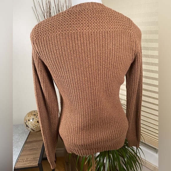 Natural Reflections Vintage Women’s Medium Knit Buttoned Sweater - Picture 3 of 6